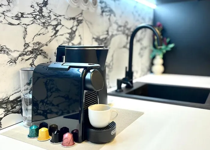 Luxury Modern With Balcony - Near Center * Pozsony